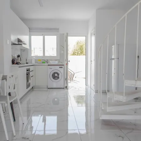 2Bd Garden Apartment Paphos Exterior photo